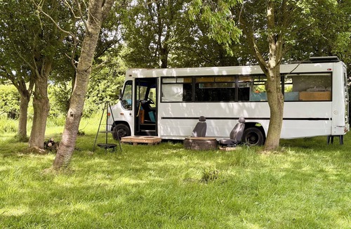 Wrangle House | Glamping Bus