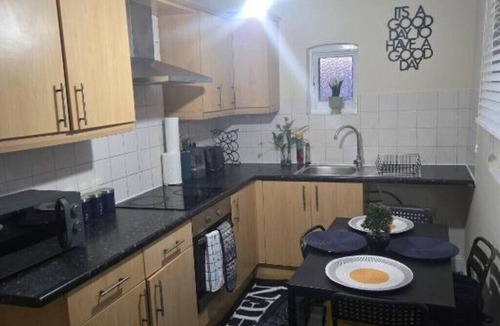 Wolverhampton Apartment | Glams 2beds luxury stylish apartment