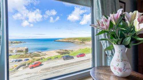Cemaes Bay House | Glasfryn