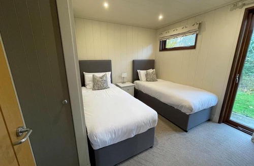 Barnsdale House | Glaston
