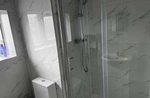 Yeading House | Good priced Accommodation in Hayes