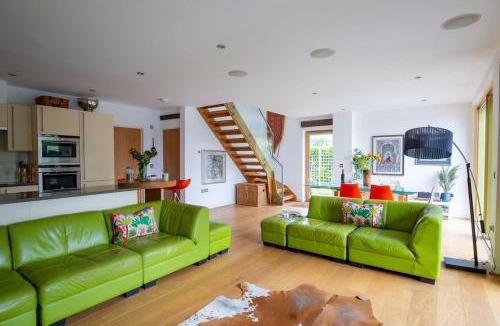 Ampney Crucis House | Goose Landing