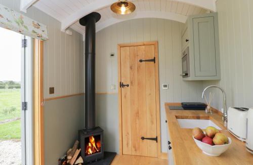 Christian Malford House | Goose Whistle Hut