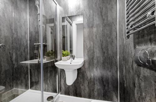 Beeston Apartment | Graduation Studios