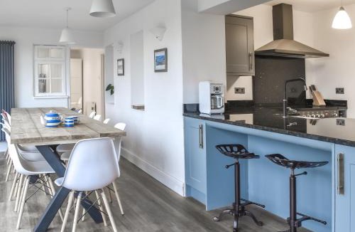 Treburrick House | Greenacres