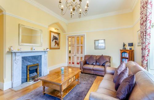 Durham House | Grey Gables