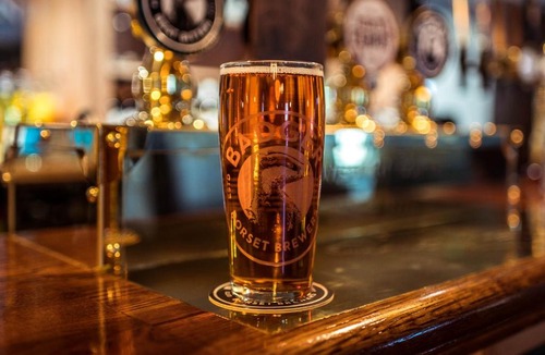 Taunton Hotel | Greyhound