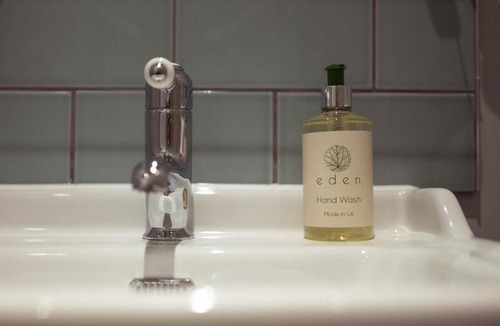 Taunton Hotel | Greyhound