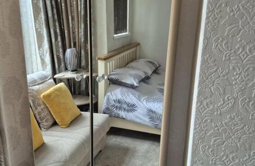 Bispham Apartment | Ground Floor Studio Apartment at Sea-Cote