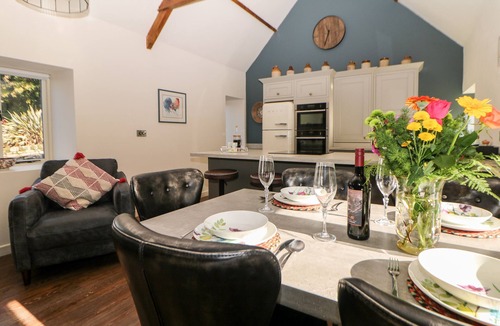 Two Dales Cottage | Grove Farm Barn