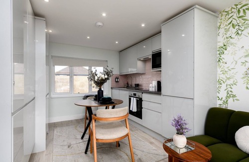 Alperton Apartment | GuestReady - Chic studio near Wembley Stadium