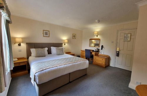 Tonbridge Hotel | Hadlow Manor