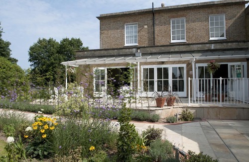Tonbridge Hotel | Hadlow Manor