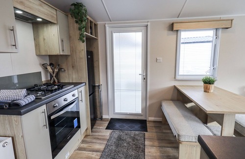 Wigton Cottage | Hadrian's Rest Glendale Holiday Park