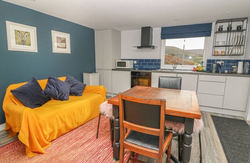Glandyfi Cottage | Haka Lodge