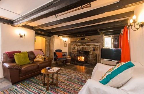 Saint Gennys House | Hallagather Farmhouse