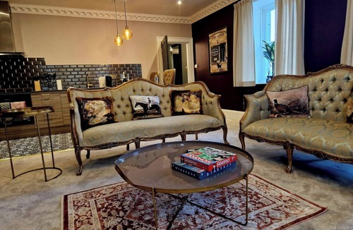 Knott End-on-Sea Apartment | Hamilton-The Alexander suite luxury holiday let's