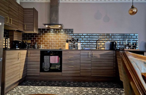 Knott End-on-Sea Apartment | Hamilton-The Alexander suite luxury holiday let's