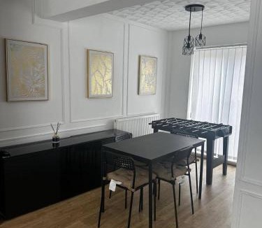 Hartlepool House | Hartlepool-3 bd House-Sleeps5-Free Parking&Netflix