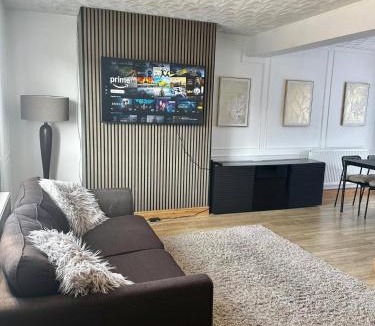 Hartlepool House | Hartlepool-3 bd House-Sleeps5-Free Parking&Netflix