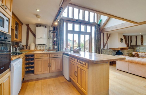 Cranbrook House | Hartley Dyke Barn - Two Bedroom House, Sleeps 4