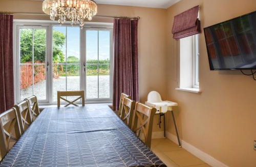 Aberystwyth House | Haul Y Bore