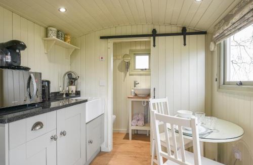 Nordley House | Hay And Hedgerow Glamping
