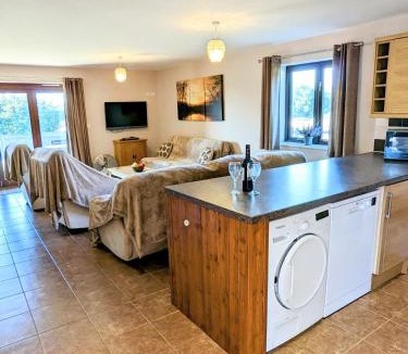Maidstone House | Hay Fields