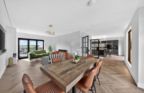 Carmarthen House | Heddfan