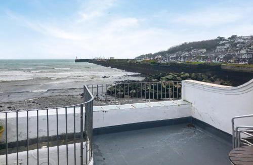 Newlyn House | Hen Joppa
