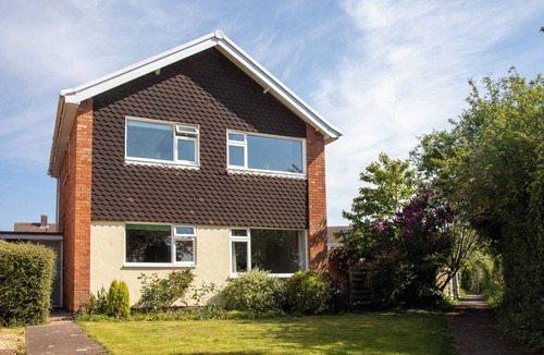 Hereford House | Hereford Comfortable House - Fast Wifi & Parking