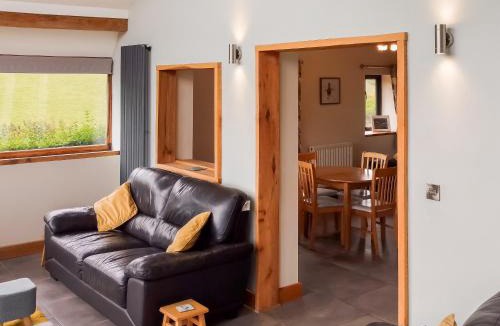 Tirabad House | Heyope Cottage