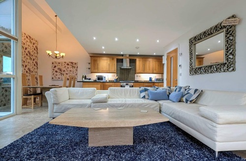 Fourstones Near Bentham House | HIGH VIEW MEADOWS, family friendly in Kirkby Lonsdale
