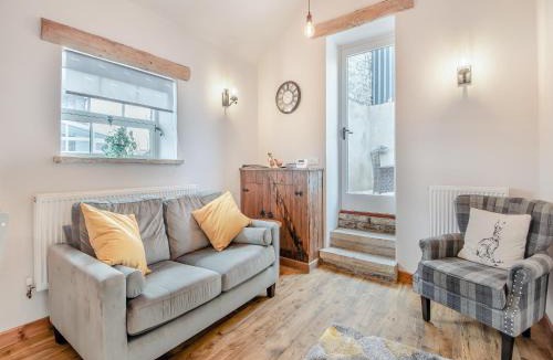 Blackwell in the Peak House | Highstool View