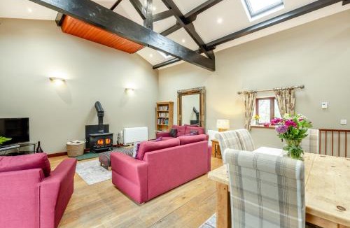 Newland Near Ulverston House | Hill Side Barn