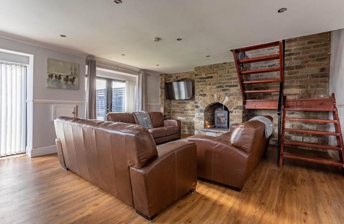 Ogden Apartment | Hill Top