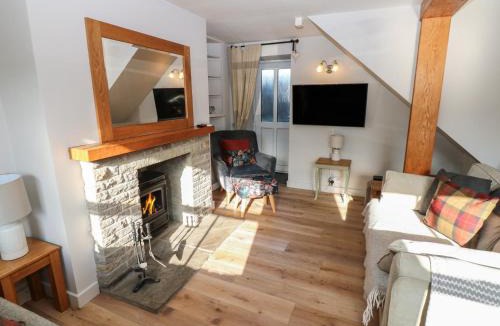 Gayle House | Hillside View