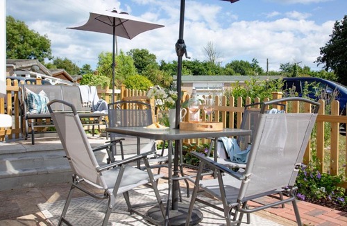 Galmpton House | Hillview