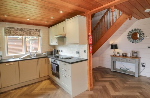 Bridgetown Cabin | Holly, Dolton, in Devon. 3 bed