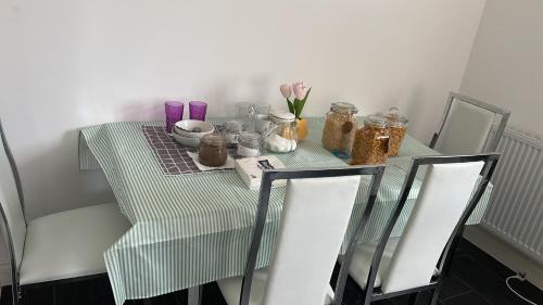 Eastleigh House | Home away from home