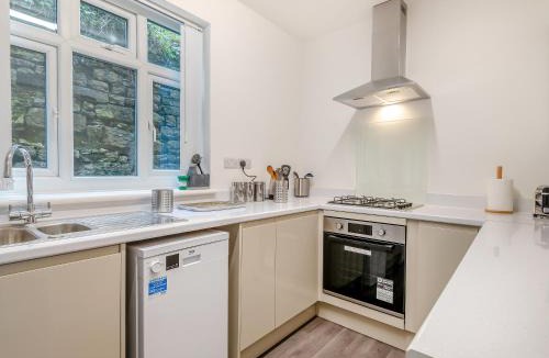 Rodborough House | Homeleigh