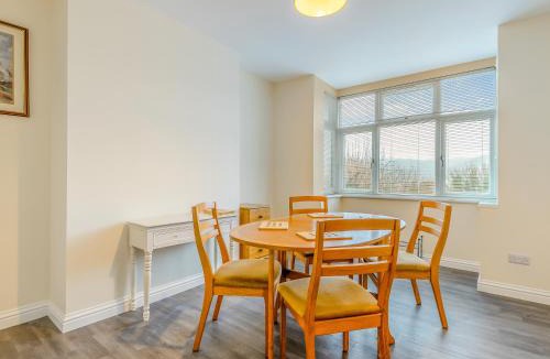 Rodborough House | Homeleigh