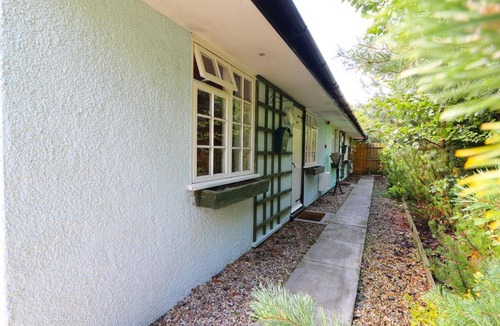 Crossgates House | Honeysuckle Cottage