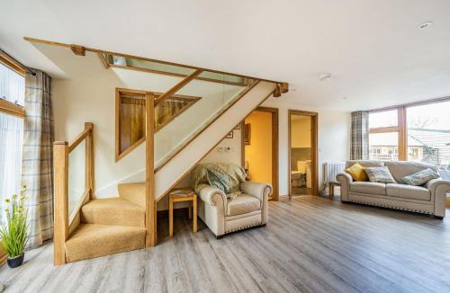 Westbrook Court House | Horsecroft - Uk37462