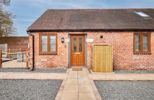 High Ercall Apartment | Host & Stay - Beagle Barn