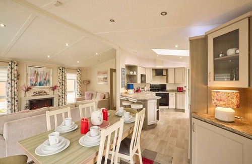 Allerthorpe Ski Chalet | Host & Stay | Crucible Lodge