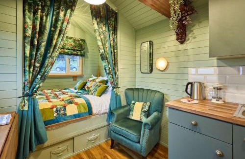 Higher Walton Ski Chalet | Host & Stay - Curlews Rest
