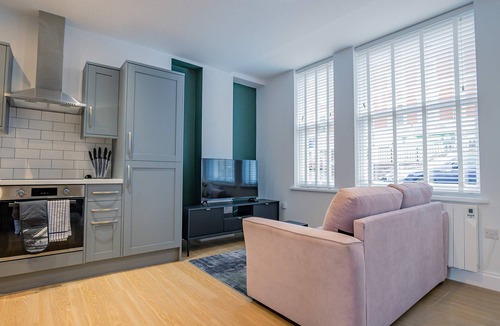 Malvern Apartment | Host & Stay | Foley House Flat
