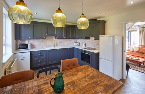 Bellingham House | Host & Stay | Fox Cottage