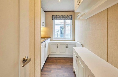 Allerthorpe Ski Chalet | Host & Stay | Lakeside Gem Lodge